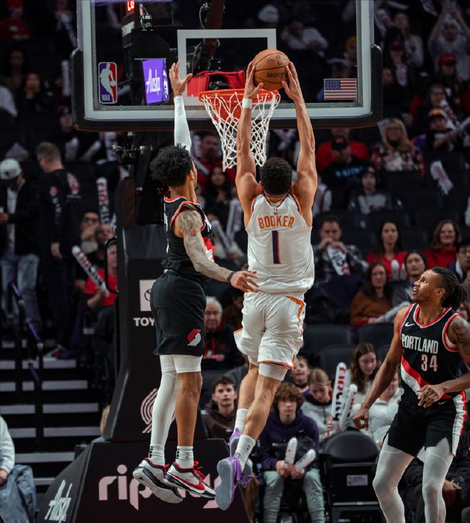 开拓者队全队爆发,完美战胜对手