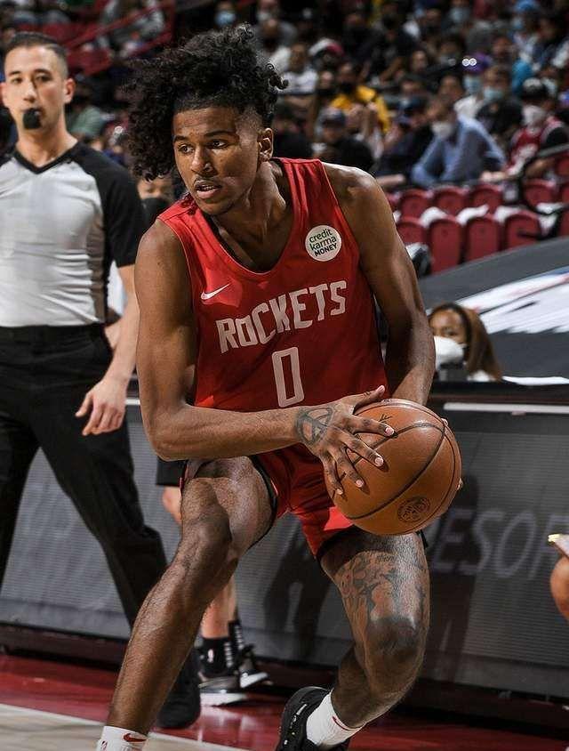 猛龙对阵魔术，实力碾压对手轻松取胜的简单介绍