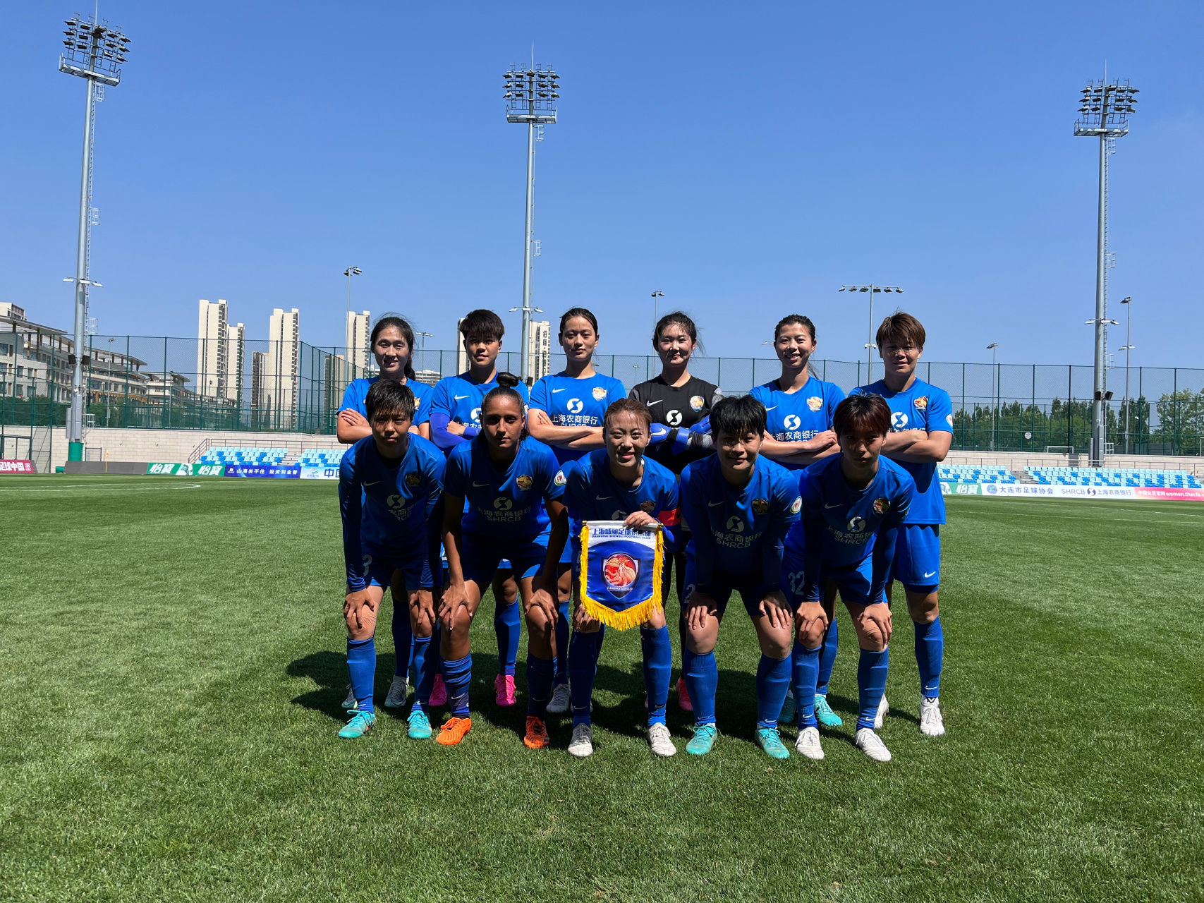 关于北京女足全攻全守，轻松获得足协杯八强席位的信息