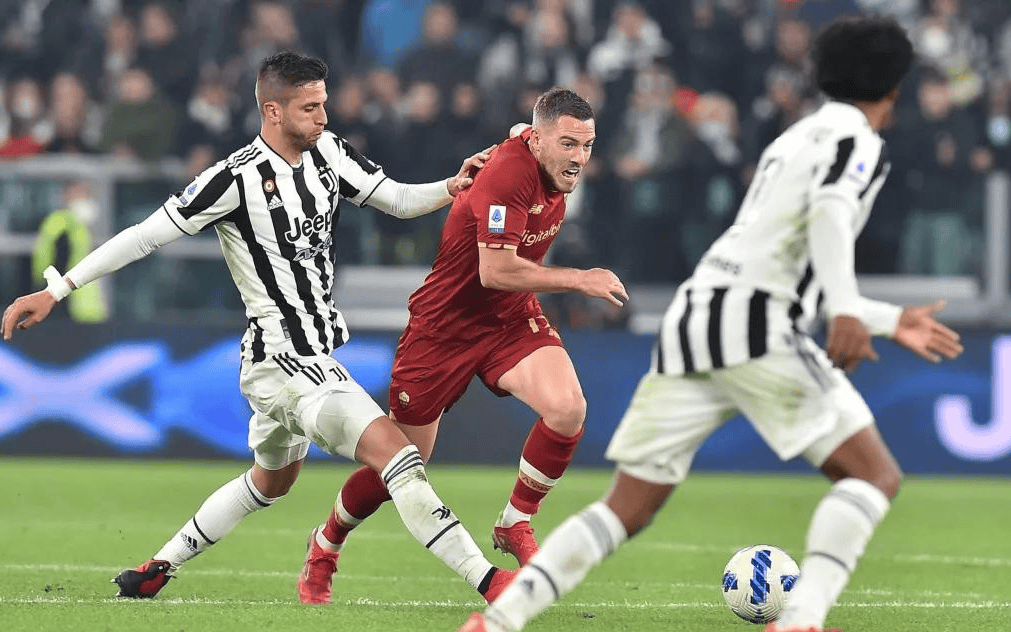 关于尤文图斯五连胜继续领跑积分榜，德布劳内主帅陷下课危机！的信息