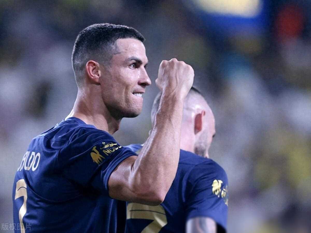  C罗连续十场比赛得分超过势不可挡，法国队挑战极限！