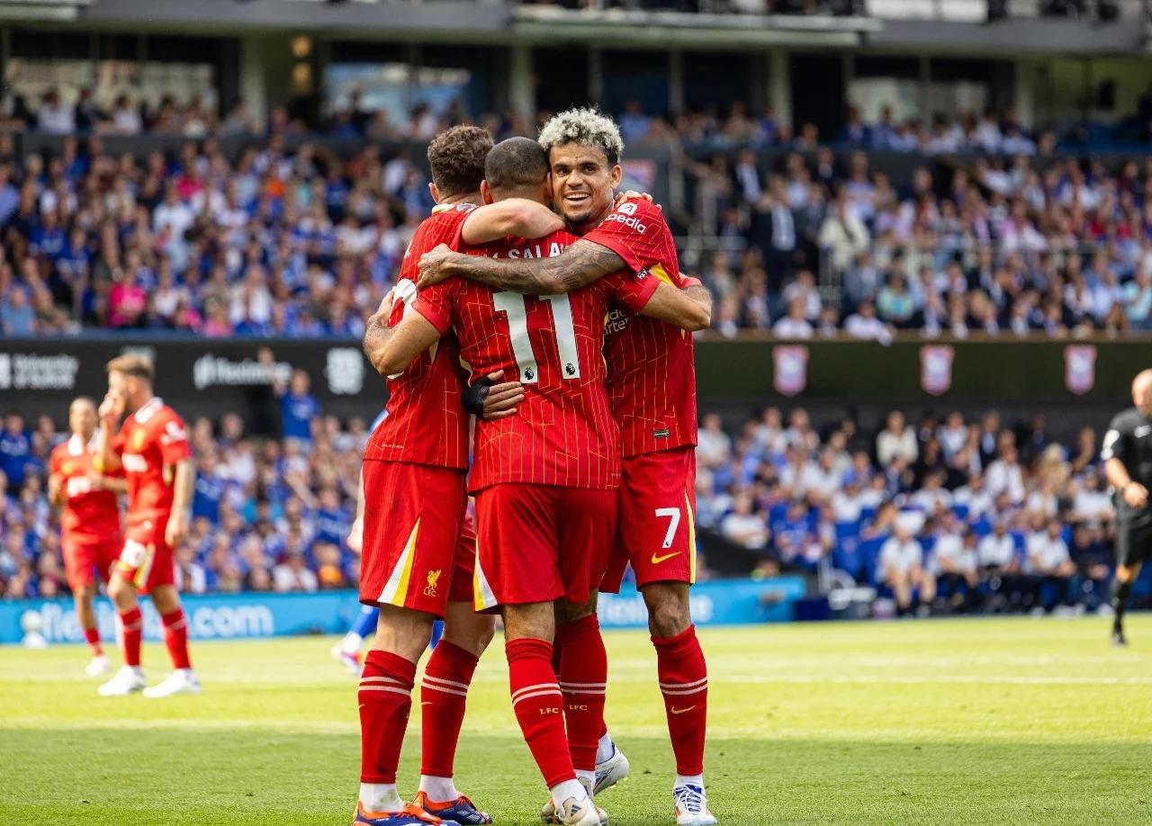  萨拉赫巅峰对决，巴特勒与70激战FPX分钟，势不可挡胜负难料！